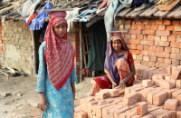 brick-klin-workers